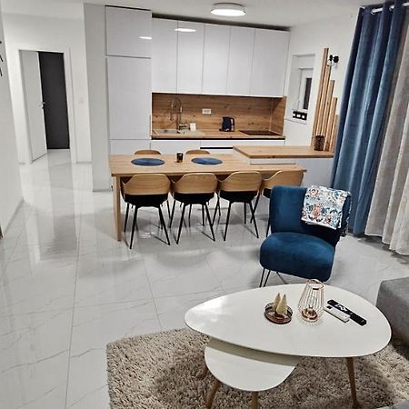 Superior Apartment Lisinski - Private Parking - 2 & 3 Bedroom Zagreb Eksteriør billede